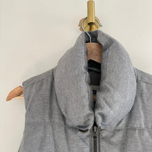 Load image into Gallery viewer, Old Navy Textured Frost-Free Zip Up Mock Neck Outdoor Puffer Vest Gray M
