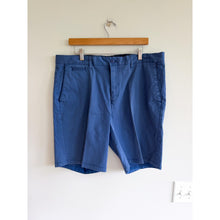 Load image into Gallery viewer, Johnnie-O Cotton Blend Welt Pockets Chino Shorts Blue 38
