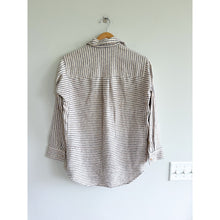 Load image into Gallery viewer, Madewell Flannel Sunday Striped Pattern Button Up Shirt Cream XS
