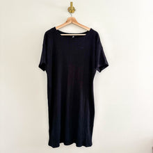Load image into Gallery viewer, Eileen Fisher Ribbed Bateau Neck Short Sleeve Dress Black M
