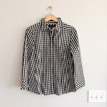 Load image into Gallery viewer, Lafayette 148 Gingham Pattern Long Sleeve Button Up Shirt Black White 6
