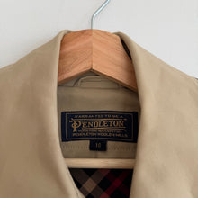 Load image into Gallery viewer, Pendleton Lined Button Front Belted Collared Trench Coat Tan 10

