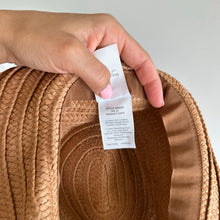 Load image into Gallery viewer, Madewell Packable Braided Straw Hat in Warm Nutmeg
