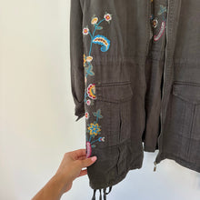Load image into Gallery viewer, Willow &amp; Clay Embroidered Long Zip Up Jacket S NWT

