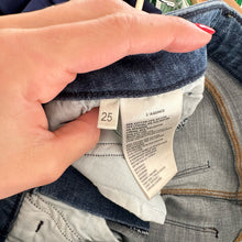 Load image into Gallery viewer, L'Agence Margot Skinny High Rise Jeans in Light Vintage 25
