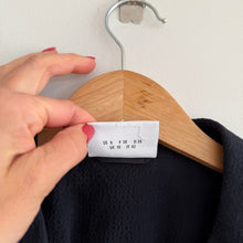 Load image into Gallery viewer, Akris Punto Lightweight Textured Single-Breasted Layered Hem Blazer Jacket Black
