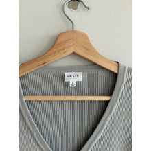 Load image into Gallery viewer, Le Lis Ribbed V-Neck Metallic Button Front Long Sleeve Cardigan Green S
