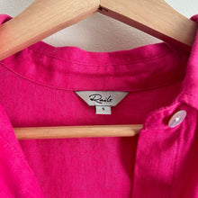 Load image into Gallery viewer, Rails Mackinley Linen Short Sleeve Button Up Shirt Raspberry Pink S
