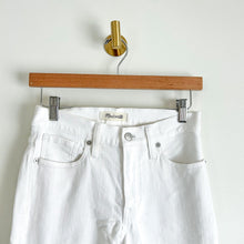 Load image into Gallery viewer, Madewell 9&quot; High-Rise Skinny Jeans in Pure White 26
