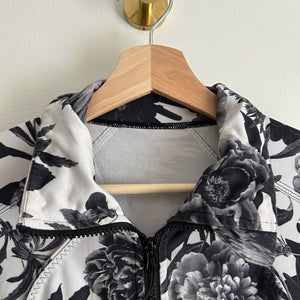 Lululemon Nice Asana Yoga Zip Up Mock Neck Activewear Jacket Black White 4