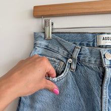 Load image into Gallery viewer, Agolde Jamie Button-Fly Denim High Rise Distressed Straight Jeans Blue 25
