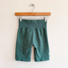 Load image into Gallery viewer, Oner Active Classic Stretch Seamless Biker Short Green XS
