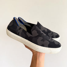 Load image into Gallery viewer, Rothy's The Original Slip On Round Toe Camouflage Knit Sneakers Gray 6.5
