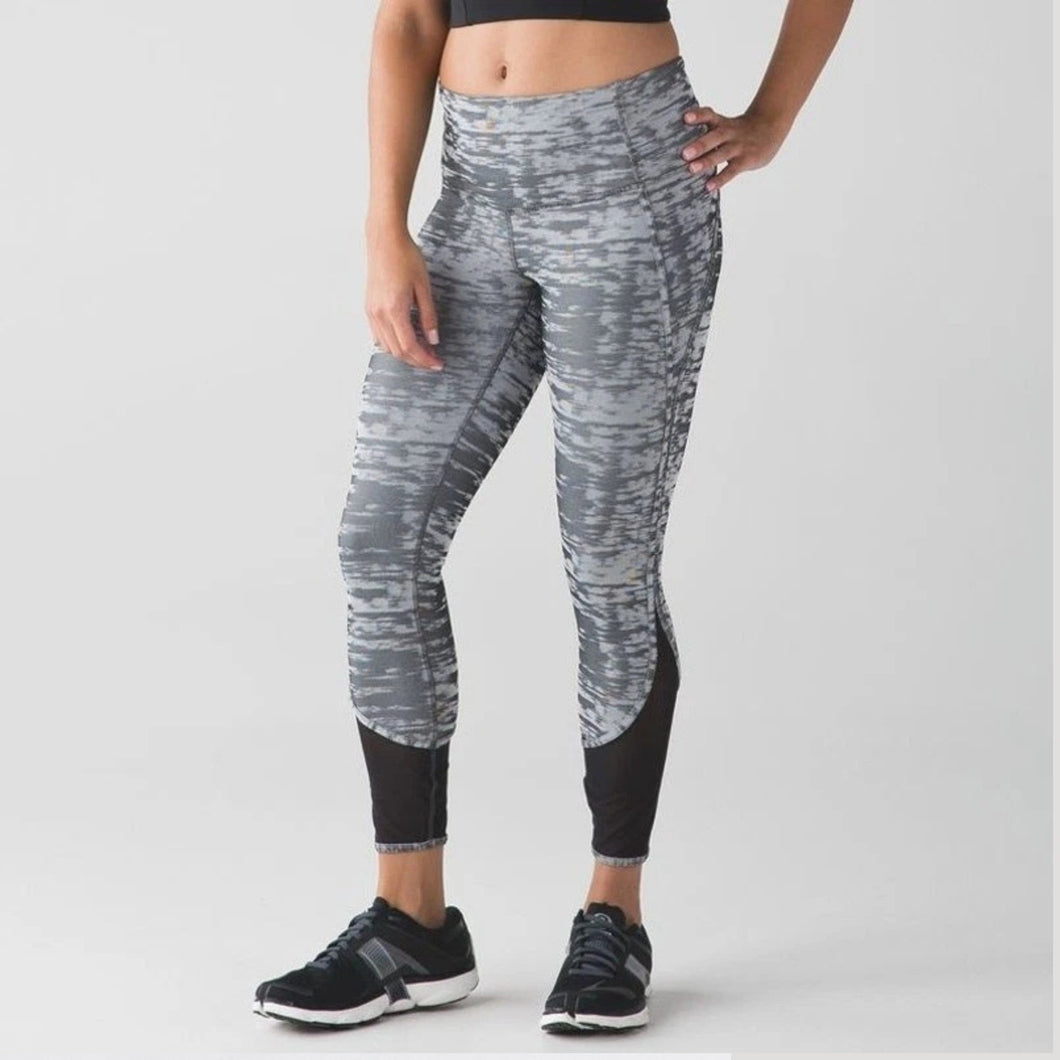 Lululemon Beat The Heat Tight Mesh Leggings Gray Jacquard 8