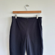 Load image into Gallery viewer, Everlane The Side Zip Stretch Cotton Crop Work Pant Black 8
