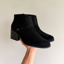 Load image into Gallery viewer, TOMS Lacy Suede Felt Mix Ankle Booties Black 9.5 NIB
