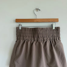 Load image into Gallery viewer, Nike One Ultra High Rise Dri-Fit Activewear Skort Brown M

