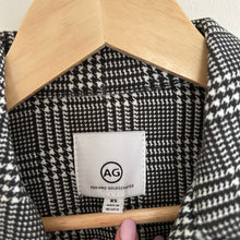 Load image into Gallery viewer, Adriano Goldschmied Evonne Houndstooth Cropped Button Front Jacket XS
