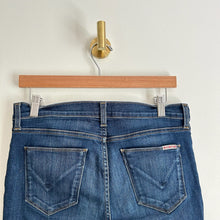 Load image into Gallery viewer, Hudson Krista Super Skinny Crop With Release Hem Jeans Blue 29
