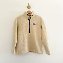 Load image into Gallery viewer, Vineyard Vines Heritage Sherpa 1/2-Zip in Camel XXS
