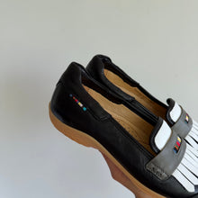 Load image into Gallery viewer, Royal Albartross Chelsea Leather Kiltie Fringe Spikeless Low Top Golf Loafers
