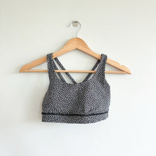 Load image into Gallery viewer, Lululemon Energy Sports Bra Frozen Fizz White Black 4
