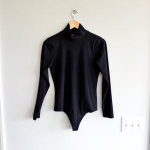 SPANX Suit Yourself Ribbed Long Sleeve Turtleneck Bodysuit Black L