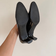 Load image into Gallery viewer, Stuart Weitzman Patent Leather Block Heels Pumps Black 6
