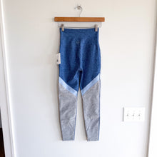 Load image into Gallery viewer, Beyond Yoga Spacedye Tri-Panel High-Waisted Midi Activewear Leggings Blue S NWT
