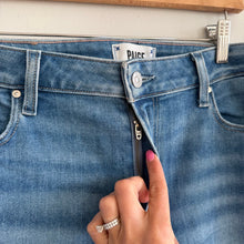 Load image into Gallery viewer, Paige Claudine Darling With Siesta Frayed Hem Denim Flared Jeans Blue 31
