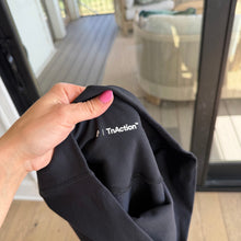 Load image into Gallery viewer, Aritizia TnAction Pull On High Rise Activewear Biker Shorts Black M
