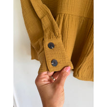 Load image into Gallery viewer, Madewell Lightspun Button-Back Long Sleeve Peplum Blouse Compass Gold M
