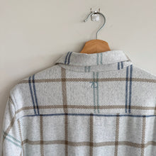 Load image into Gallery viewer, 7 Diamonds Generation Plaid Pattern Soft Knit Shacket Blue L
