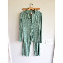 Load image into Gallery viewer, Hanna Andersson Bunny Print Long Sleeve HannaSoft Pajama Set Green XXS
