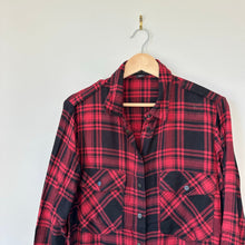 Load image into Gallery viewer, Sanctuary Plaid Snap Front Long Sleeve Shirt Red Black S
