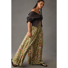 Load image into Gallery viewer, Anthropologie Floral Print High Rise Wide-Leg Pants Green 14
