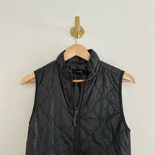 Load image into Gallery viewer, J. Crew Primaloft Filled Quilted Zip Up Puffer Vest Black XS
