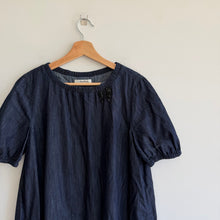 Load image into Gallery viewer, 'S Max Mara Chambray Puff Sleeve Beaded Brooch Mini Dress Denim Blue 12
